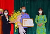 Trao Huy hiệu 30 năm tuổi Đảng tặng 2 lãnh đạo VKSND tỉnh Tây Ninh và Đắk Lắk