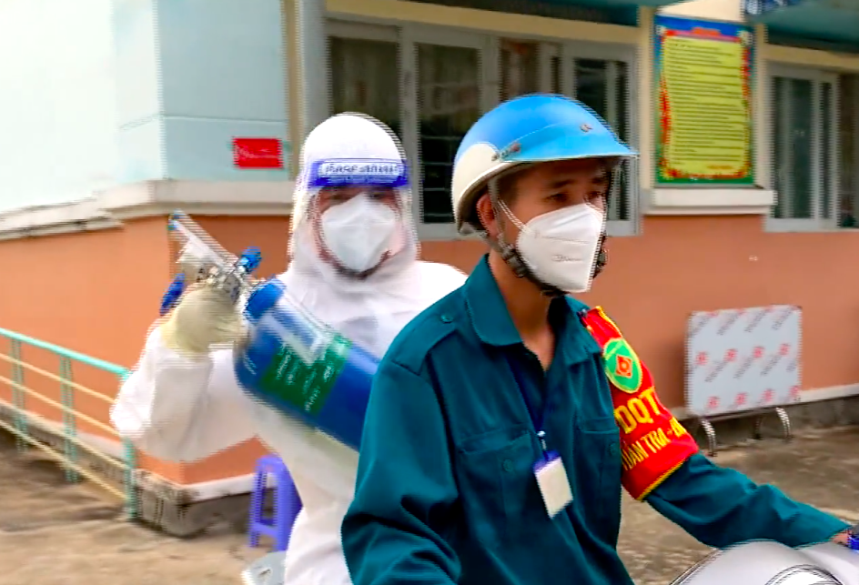 Bước quân hành trong vùng dịch