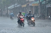 Miền Bắc ngày nắng nóng, Nam Trung Bộ, Tây Nguyên và Nam Bộ có mưa to đến rất to