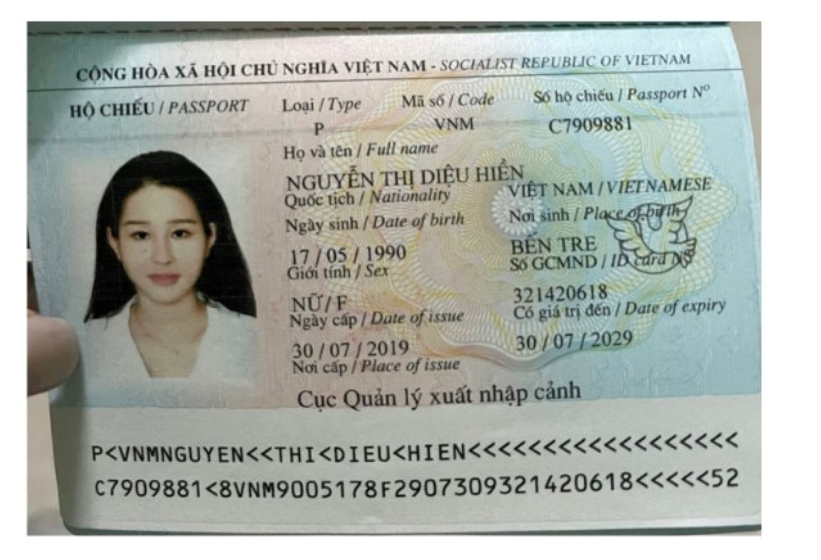 Truy tìm “hot girl” trốn cách ly khỏi khách sạn