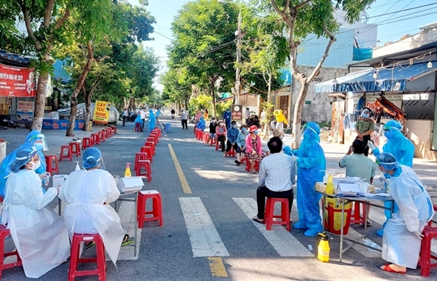 Hướng dẫn về xét nghiệm theo địa bàn nguy cơ và nhóm nguy cơ