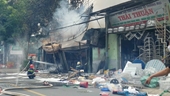 Cháy cửa hàng thiết bị điện gia dụng thiêu rụi nhiều tài sản, nhà đổ sập