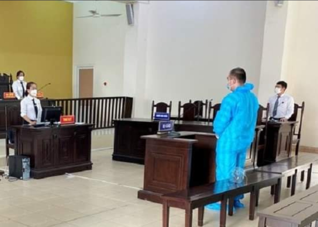 17 năm tù cho kẻ giết đồng nghiệp chỉ vì mượn tô ăn không rửa