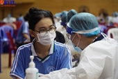 Ngày đầu tiên Đà Nẵng triển khai tiêm vắc xin cho học sinh từ 15 đến 18 tuổi