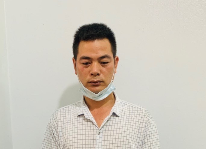 Phê chuẩn khởi tố bị can vay tiền không trả, đâm bố vợ bị thương, vợ tử vong