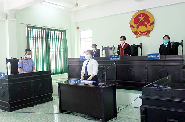 TP HCM VKSND quận 11 phối hợp xét xử phiên tòa hình sự rút kinh nghiệm