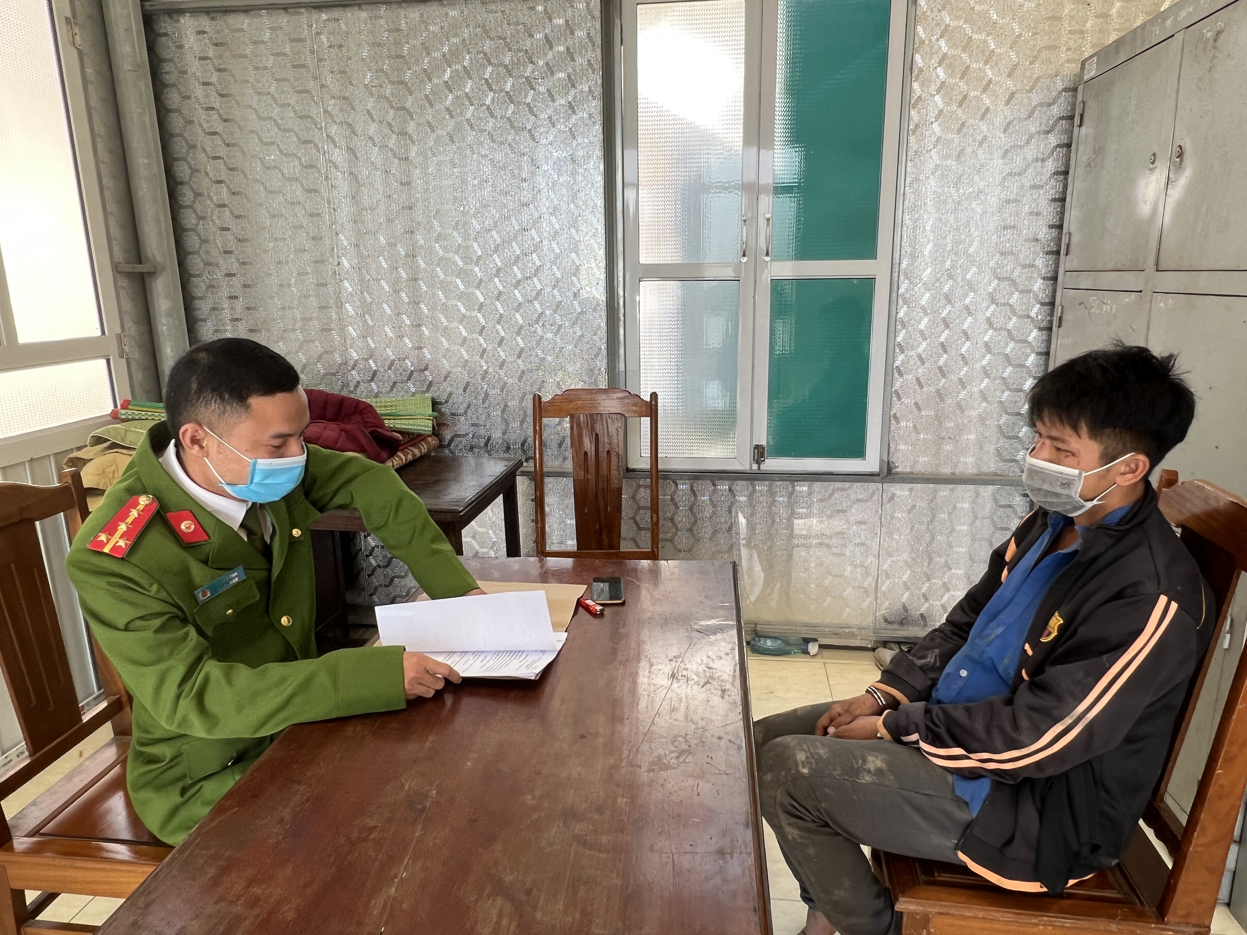 Bắt đối tượng vận chuyển trái phép chất ma túy từ Lào về Thanh Hóa tiêu thụ