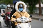 Hình ảnh người Hà Nội trong giá lạnh đầu đông