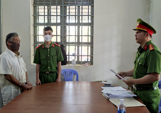 Bắt tạm giam đối tượng hiếp dâm người khuyết tật