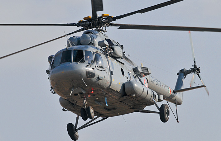 CLIP Khoảnh khắc cuối cùng trước khi trực thăng quân sự chở tướng Ấn Độ gặp nạn