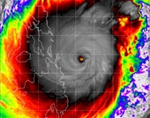 Philippines sơ tán khẩn cấp hơn 100 000 người đối phó với siêu bão Rai
