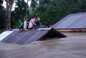 Bão Rai tàn phá Philippines, nhiều vùng dân cư chìm trong biển nước