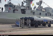 Iran đưa vào vận hành 4 tàu ngầm mới và tái gia nhập tàu khu trục nâng cấp hiện đại