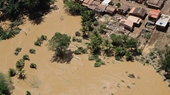 Nhiều khu đô thị ngập chìm trong nước do vỡ đập sau trận mưa kỷ lục ở Brazil