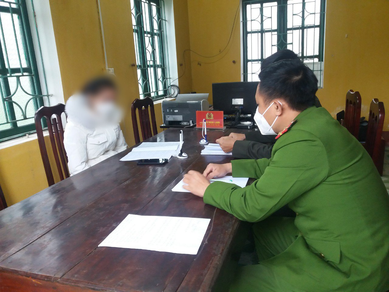 Người phụ nữ mượn danh lãnh đạo Công an tỉnh để tiếp thị bán hàng