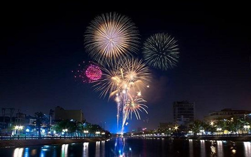 Tạm dừng bắn pháo hoa nổ trong dịp Tết Nguyên đán Nhâm Dần 2022