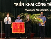 VKSND TP Hồ Chí Minh đón nhận Cờ thi đua của Chính phủ
