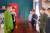 Phê chuẩn quyết định khởi tố bị can về tội Tổ chức cho người khác ở lại Việt Nam trái phép