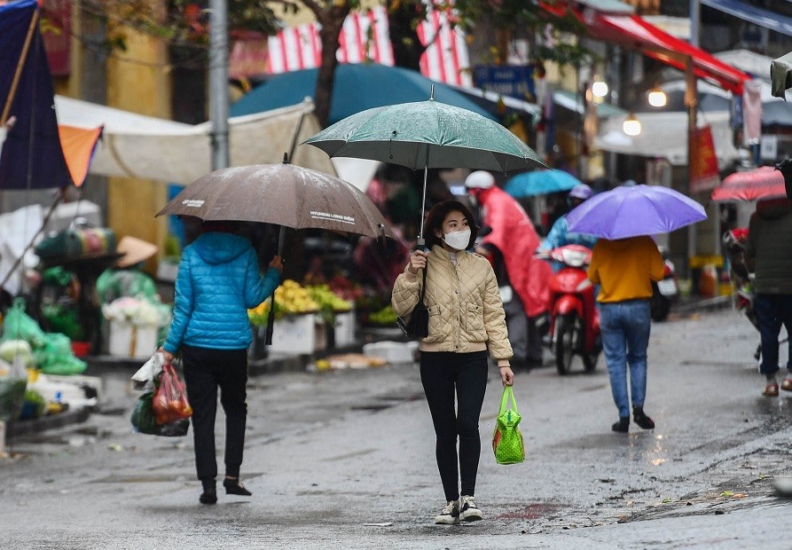 Miền Bắc rét đậm, miền Trung mưa rào