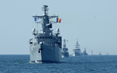 NATO ráo riết gửi máy bay, tàu chiến đến Đông Âu