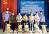 VKSND tỉnh Bình Phước thăm, tặng quà Tết người dân có hoàn cảnh khó khăn