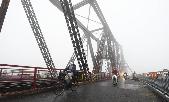 Không khí lạnh tràn về, miền Bắc chuyển mưa rét