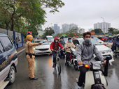 Ngày 9 2 Hà Nội phát hiện, xử lý 369 trường hợp vi phạm Luật Giao thông đường bộ