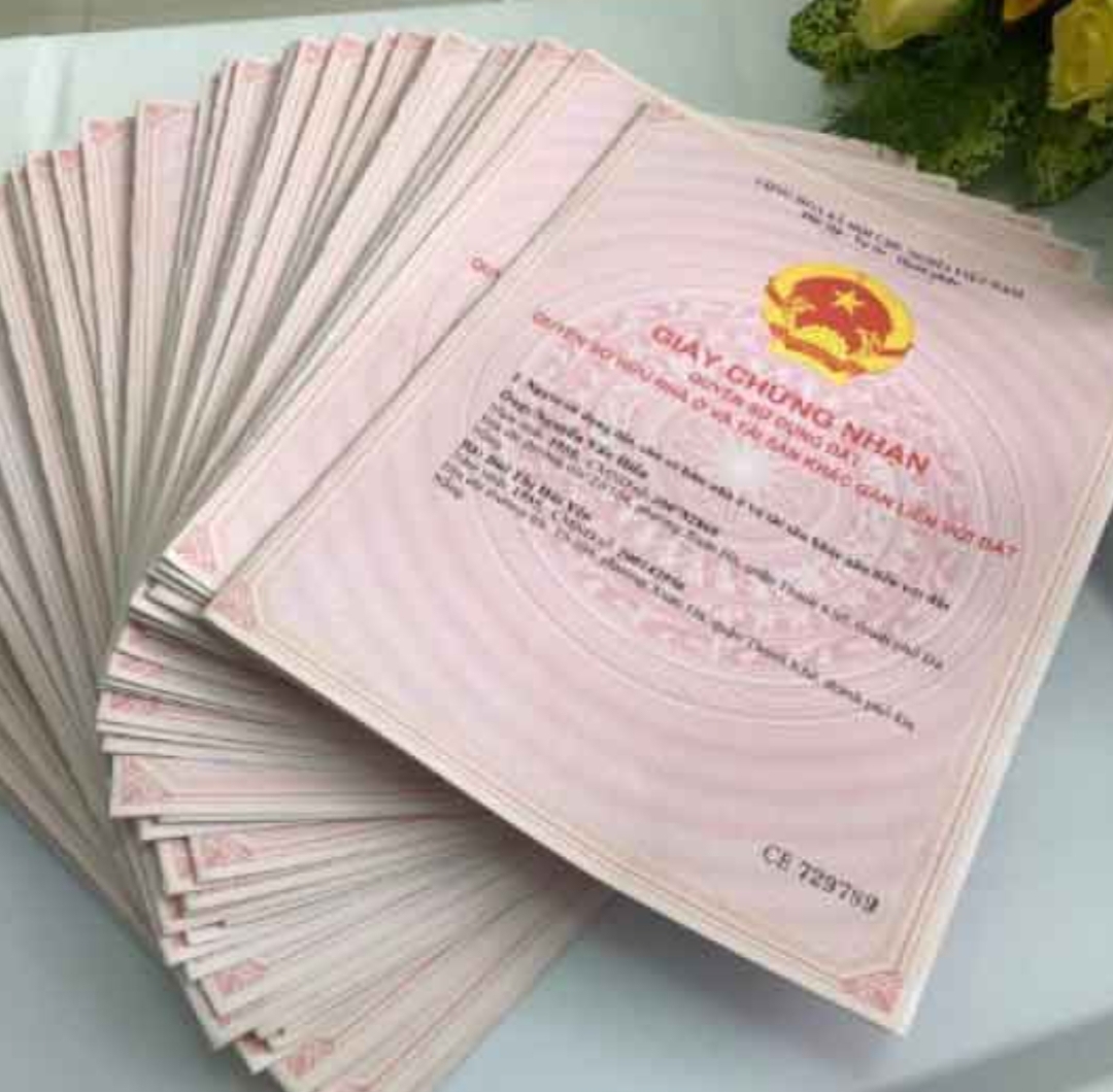 Bắt giữ nhóm đối tượng chuyên làm giả giấy tờ, lừa đảo chiếm đoạt tài sản