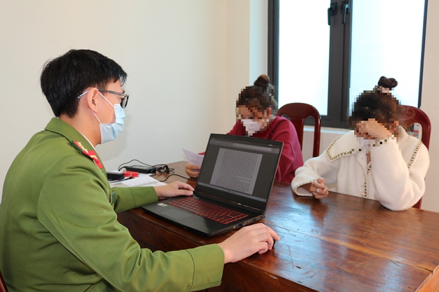 Phát hiện ổ nhền nhện trong quán cà phê trá hình ở Điện Biên