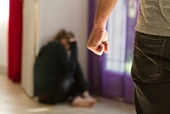Hành vi bạo lực gia đình bị xử lý thế nào