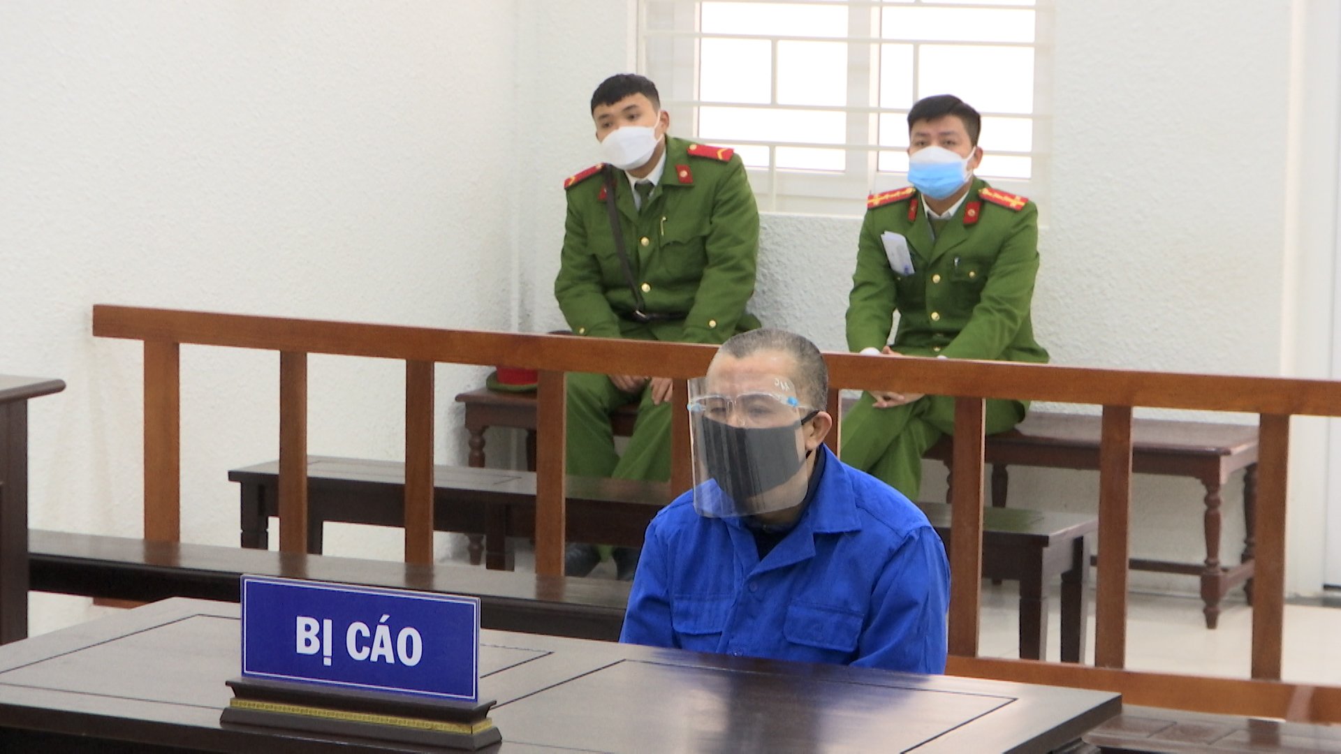 Bán ma túy kiếm tiền làm đám cưới cho con