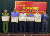 VKSND huyện Krông Năng được khen thưởng vì thành tích giải quyết án
