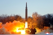 Triều Tiên bắn tên lửa giữa lúc chiến sự ở Ukraine tiếp tục leo thang