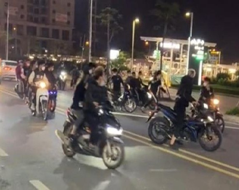 Truy bắt nhóm thanh, thiếu niên hỗn chiến trong đêm