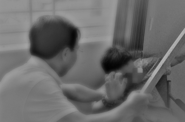 Đi mua sữa về uống, một phụ nữ tử vong nghi do chồng đánh