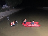 Xuyên đêm tìm kiếm 5 học sinh đuối nước ở Thanh Hóa