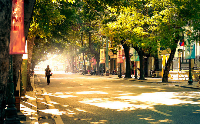 Miền Bắc tăng nhiệt, miền Nam mưa rào và dông