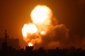 Israel không kích dải Gaza của Palestine, nguy cơ xung đột tái diễn