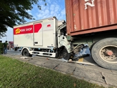 Xử lý đường bỗng sụt lún nuốt xe tải và vụ tông đuôi container tài xế chết trong cabin
