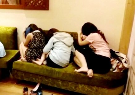 Giữ nhiều thiếu nữ và cướp tài sản, 5 đối tượng “dính” vòng lao lý