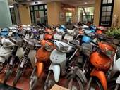 Bắt ổ nhóm trộm cướp 75 xe máy tại Hà Nội