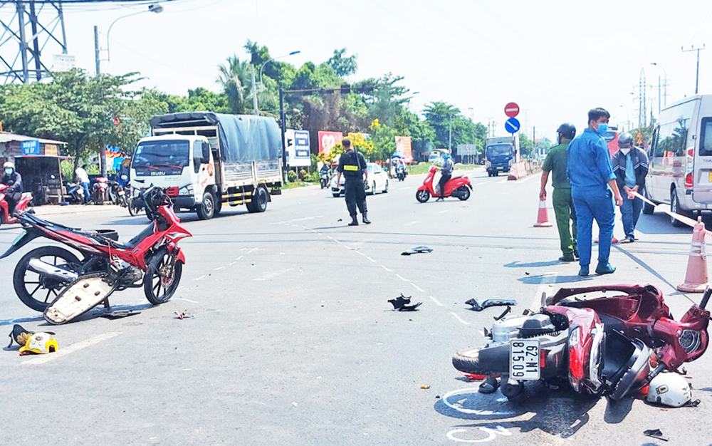 Đã gây tai nạn giao thông, còn xịt hơi cay chống trả