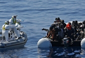 Thuyền chở người di cư lật ngoài khơi Tây Sahara, 40 người chết thảm