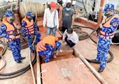 Phát hiện 4 tàu cá vận chuyện 340 000 lít dầu không rõ nguồn gốc