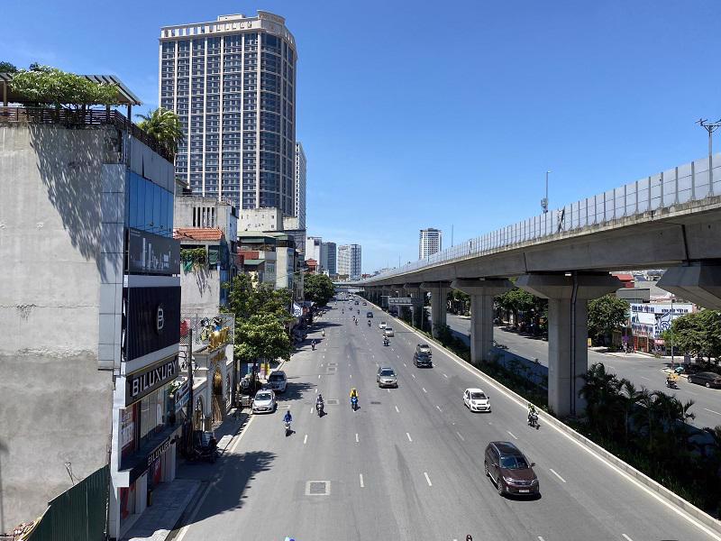 Miền Bắc hửng nắng, miền Nam mưa dông