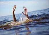 Tìm thấy thi thể nam sinh bị sóng cuốn trôi khi đi tắm biển