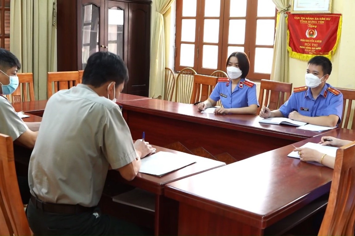 Phát hiện nhiều vi phạm trong hoạt động THADS, Viện kiểm sát huyện Tiên Lữ kiến nghị khắc phục