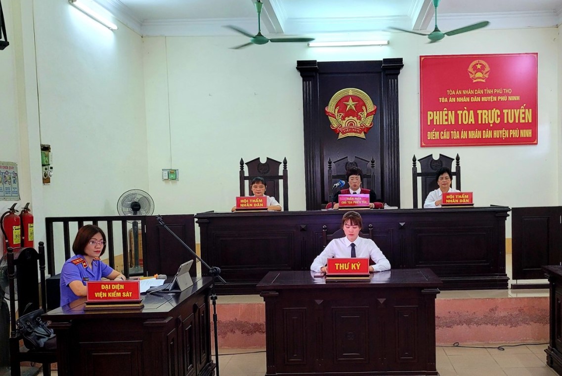 Phiên tòa xét xử Trịnh Xuân Thanh và đồng phạm 22 bị cáo ra hầu Tòa  Pháp  luật  Vietnam VietnamPlus