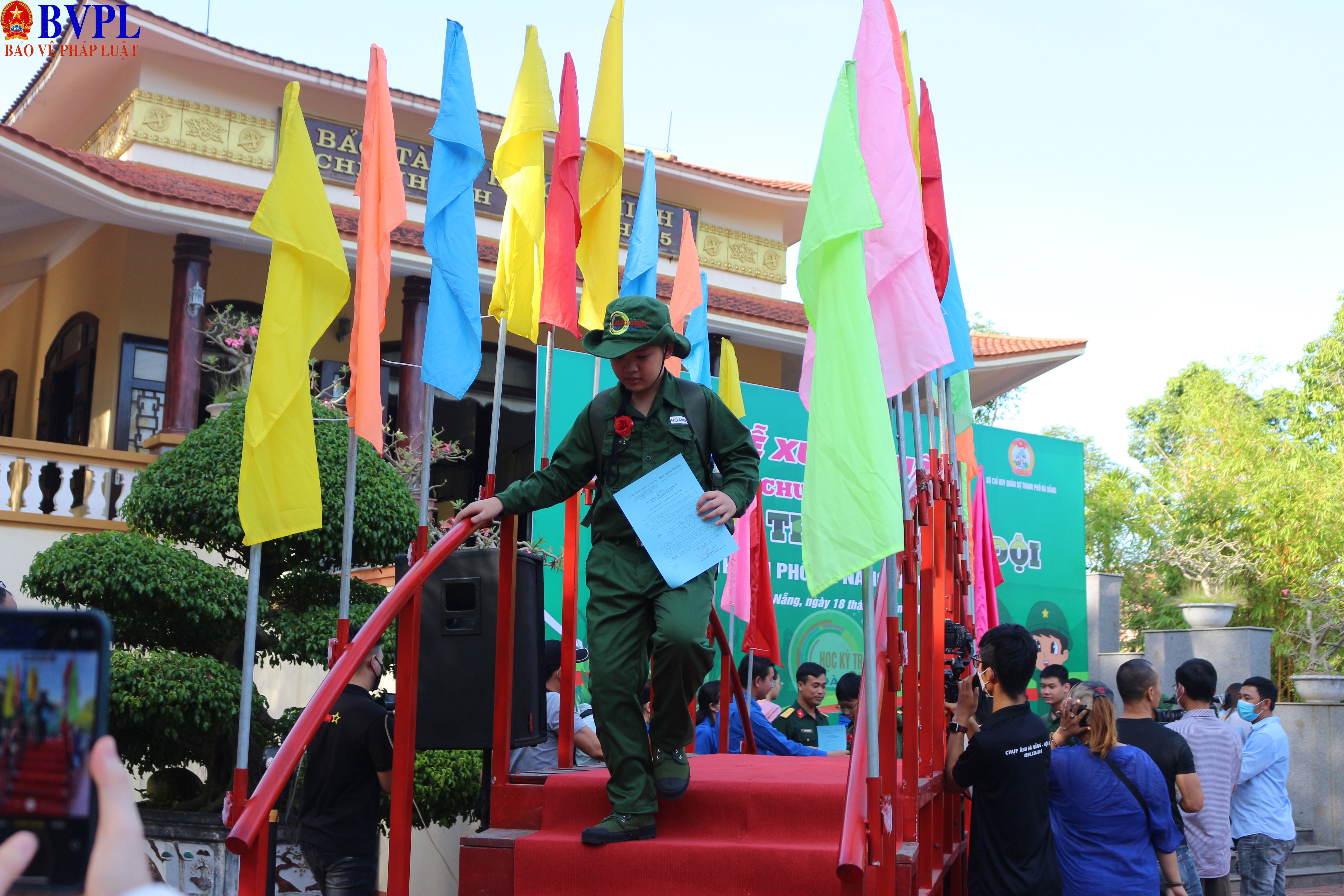 140 chiến sĩ nhí tham gia trải nghiệm thực tế trong môi trường quân đội