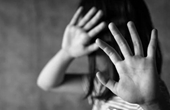 RÚNG ĐỘNG Tạm giữ thầy giáo hiếp dâm nữ học sinh lớp 6 ngay tại trường học